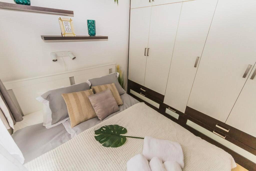 Trendy 2 Room Flat, Next To Corvin Mall Free Huge Garage! Ac,Dishwasher,Washmachine, Smart Tv Budapest Exterior foto